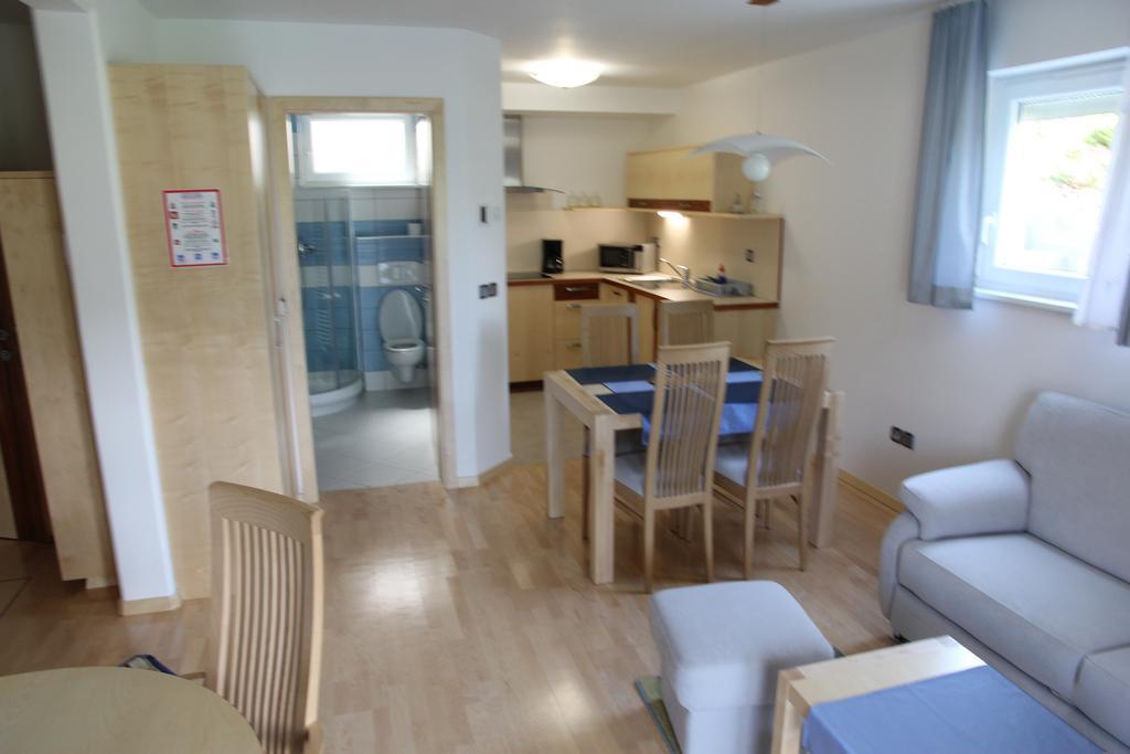 Apartments Veno ラーシュコ 部屋 写真