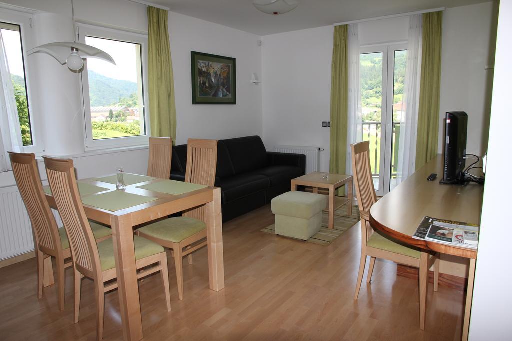 Apartments Veno ラーシュコ エクステリア 写真